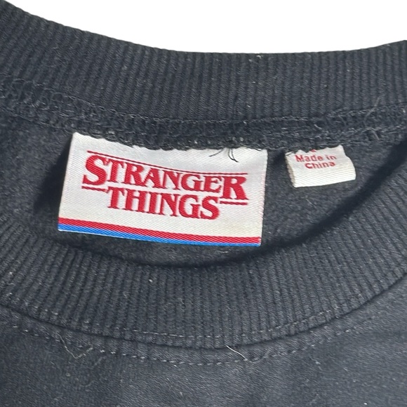 Vintage-Inspired Stranger Things Sweater - Medium Size - Picture 2 of 2